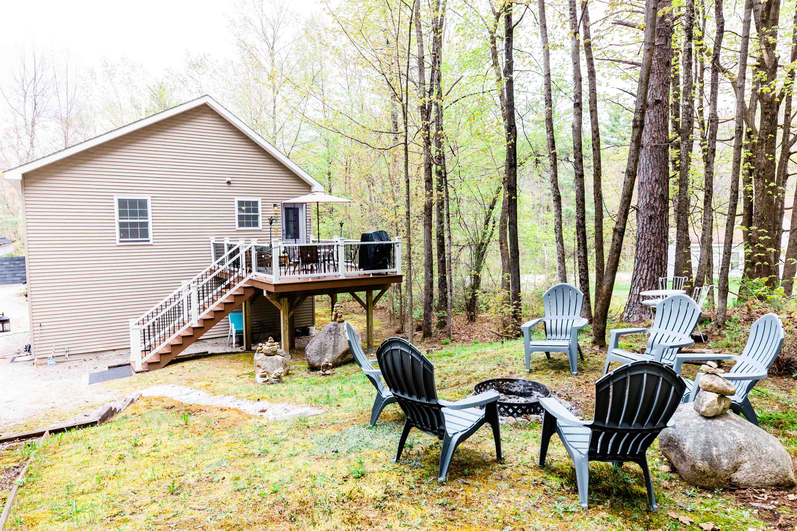 107 Artist Falls Road Conway, NH 03860 - Photo 3 of 30