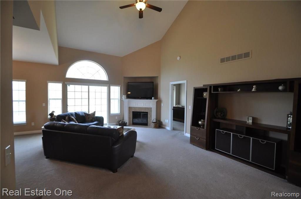 2744 Castlemartin Court Rochester, MI 48306 - Photo 6 of 30