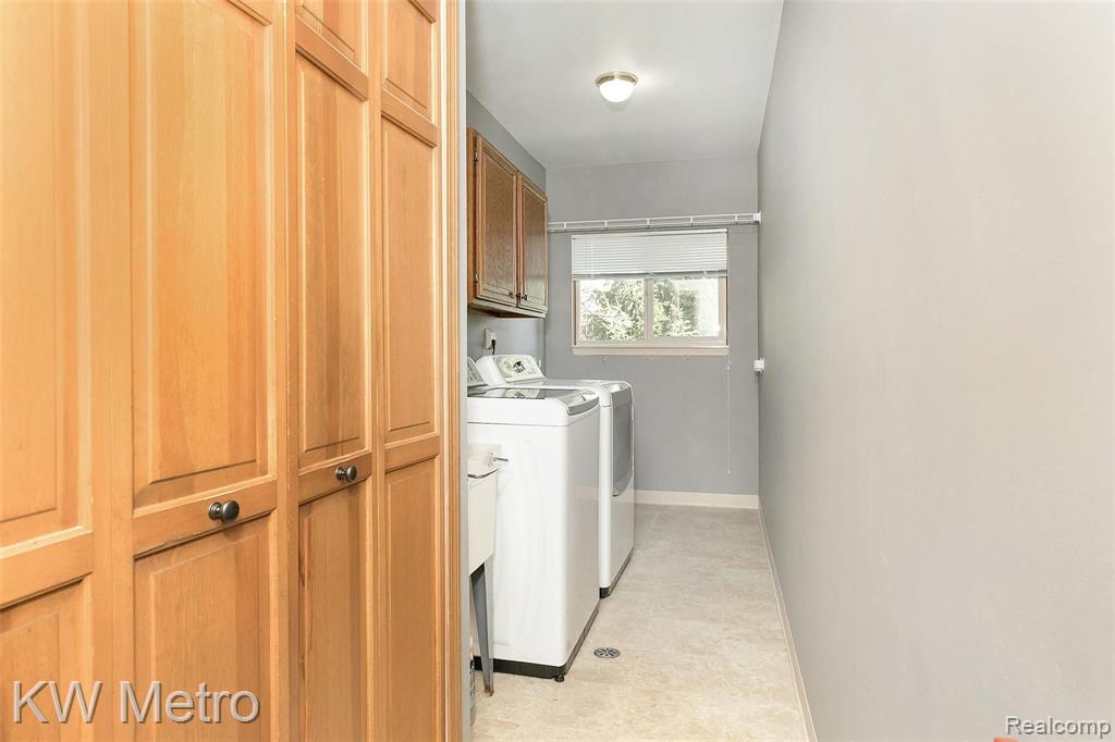 869 Timberline Drive Rochester Hills, MI 48309 - Photo 19 of 43