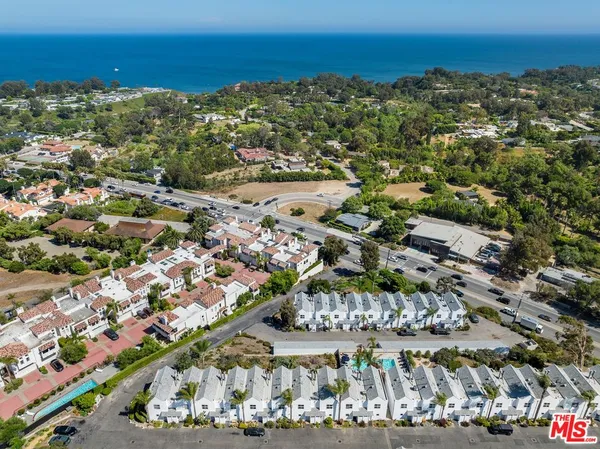 $5,800 | 28711 Pacific Coast Highway, Unit 7, Malibu, CA 90265