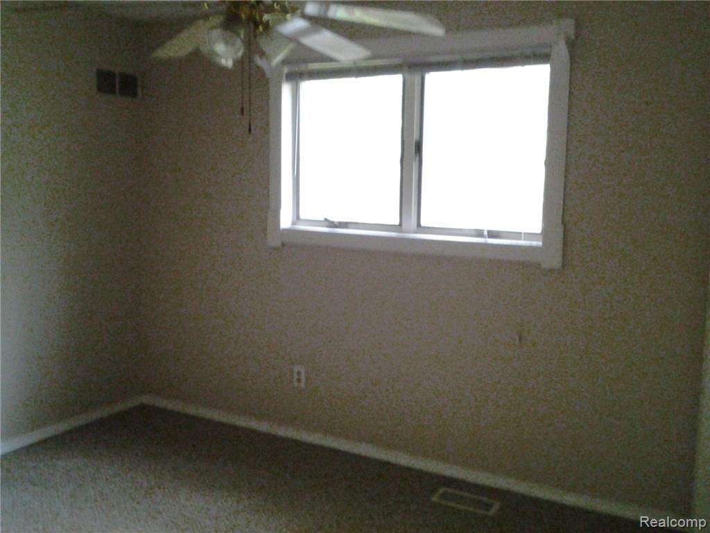 187 Ora Road Oxford, MI 48371 - Photo 15 of 21 20161108_142945.jpg