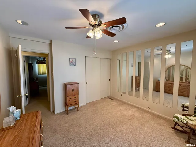 $187,500 | 241 Circle Drive, Galesburg, IL 61401