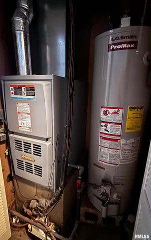 $187,500 | 241 Circle Drive, Galesburg, IL 61401