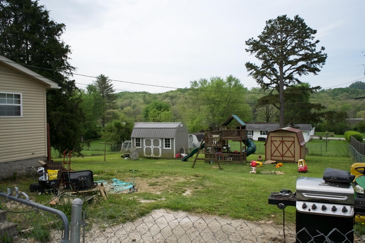 25 South Spring Street Morehead, KY 40351 - Photo 7 of 12 DSC00869