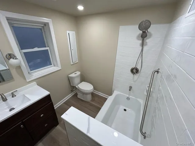 $6,250 | 110 Topland Road, White Plains, NY 10605