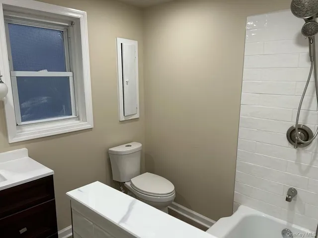 $6,250 | 110 Topland Road, White Plains, NY 10605