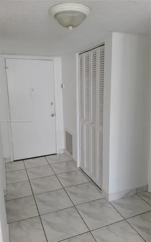 $2,000 | 1410 South Ocean Drive, Unit 703, Hollywood, FL 33019