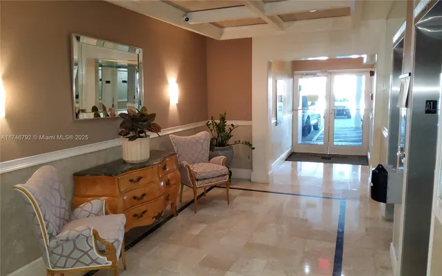 $2,000 | 1410 South Ocean Drive, Unit 703, Hollywood, FL 33019