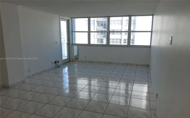 $2,000 | 1410 South Ocean Drive, Unit 703, Hollywood, FL 33019