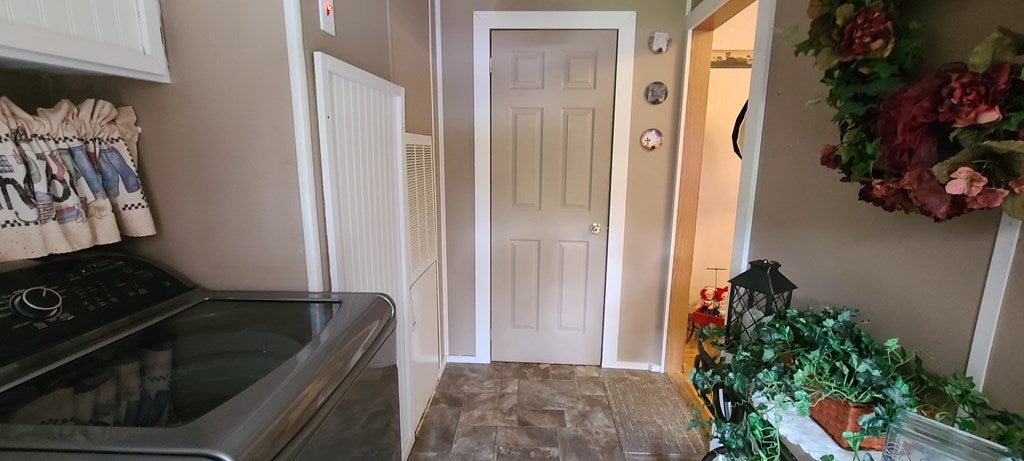 14357 Sandy Ridge Road St. Paul, VA 24283 - Photo 38 of 45 Gallery Image 38