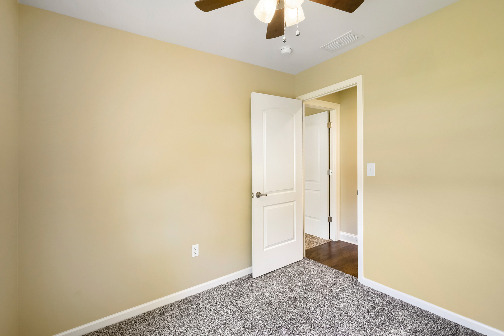 714 Sunset Circle Streamwood, IL 60107 - Photo 16 of 30