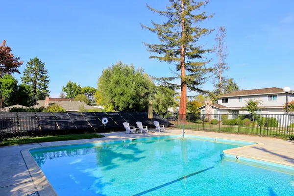 $2,998,000 | 1102 Blue Lake Square, Mountain View, CA 94040