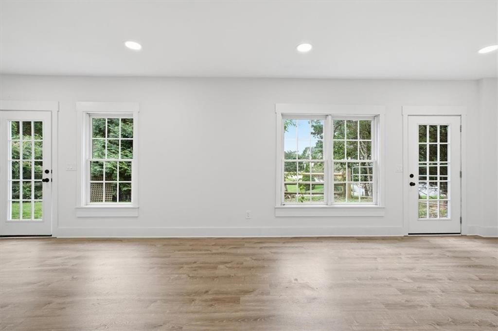 1025 Russell Point Suwanee, GA 30024 - Photo 35 of 46