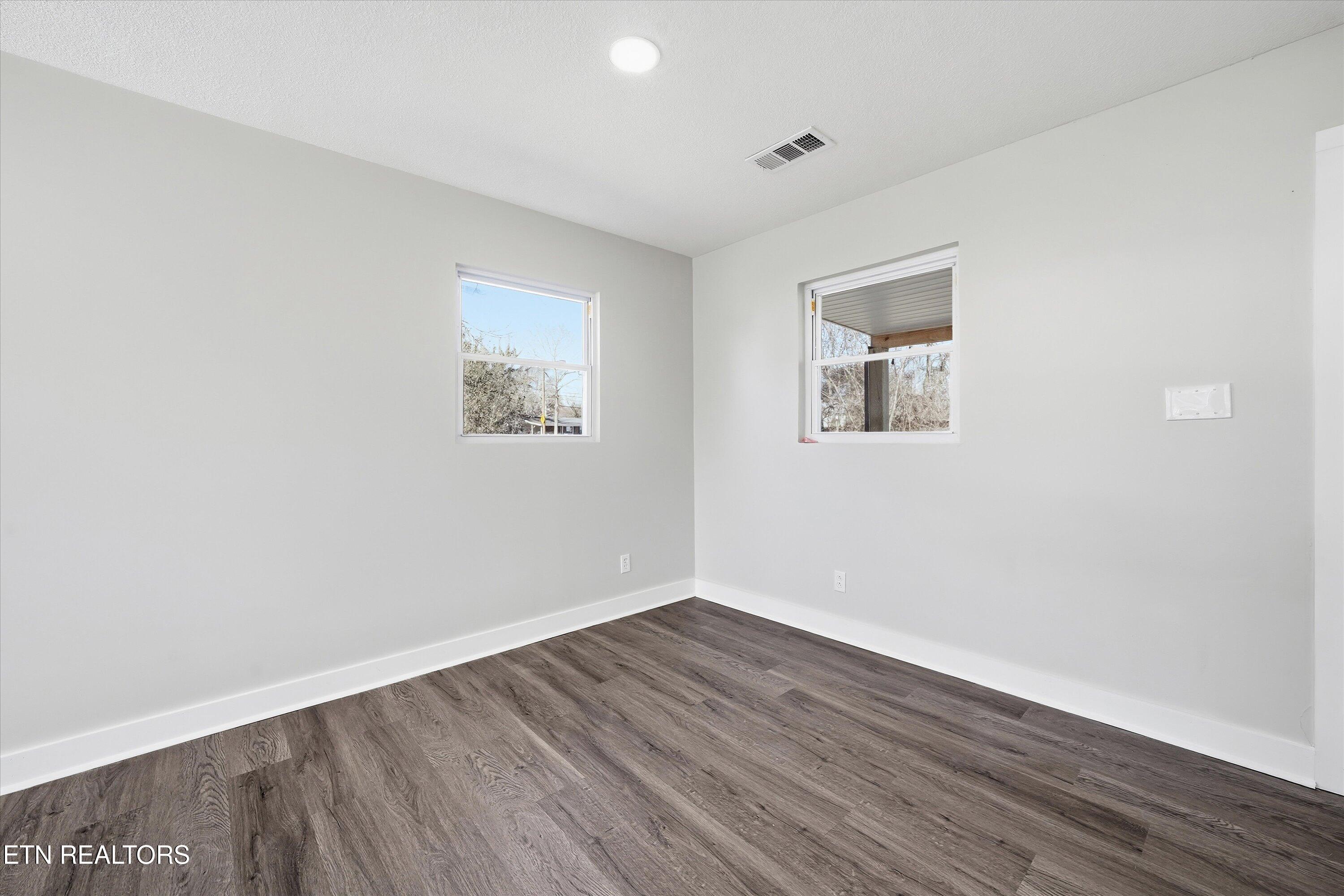 4209 Deerfield Road Knoxville, TN 37921 - Photo 12 of 37 17-4209 Deerfield Rd 11