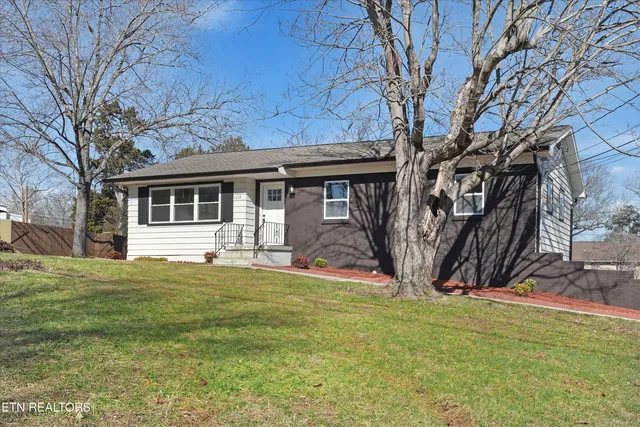 $399,900 | 4209 Deerfield Road, Knoxville, TN 37921