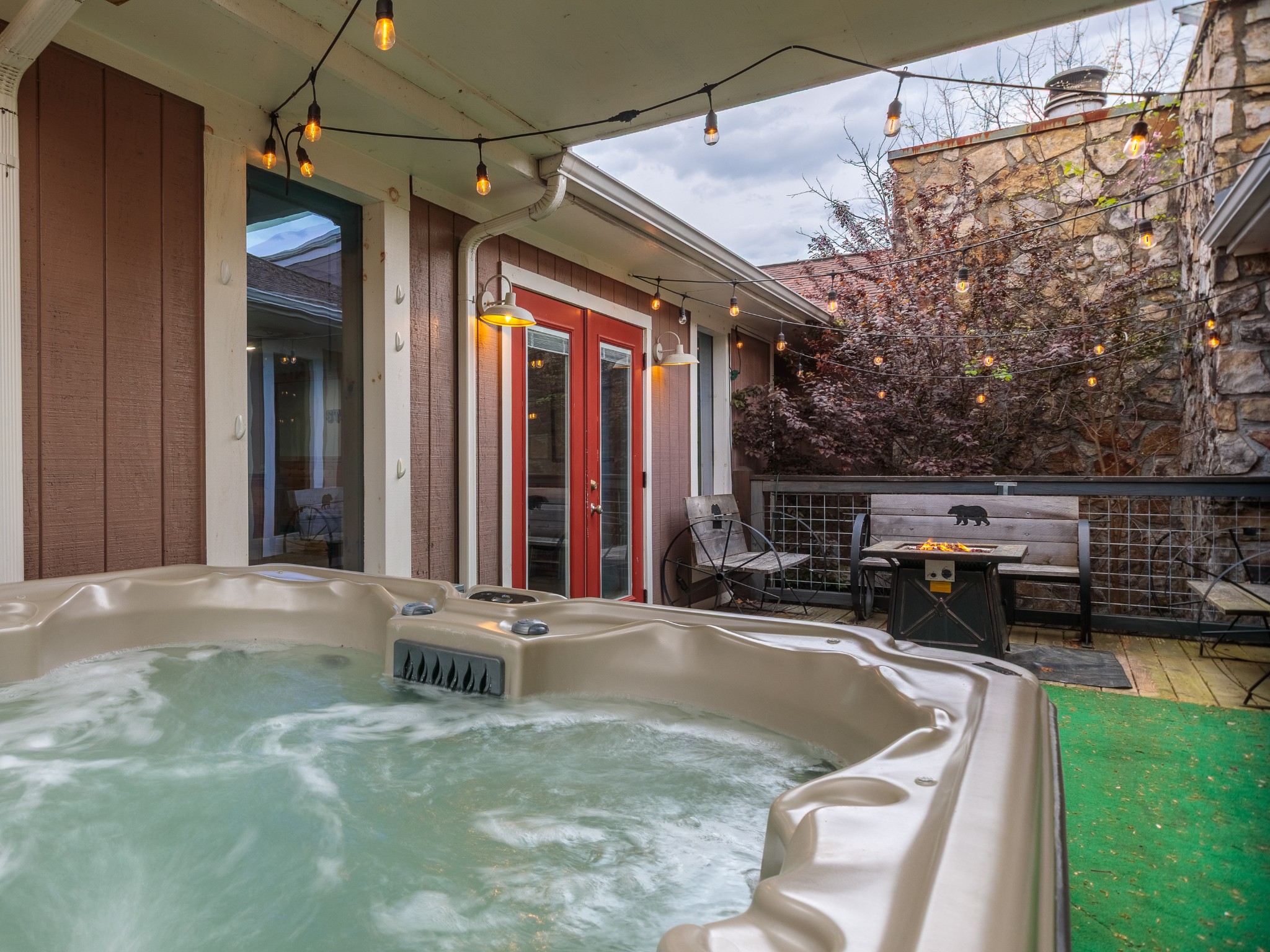 812 Starlight Lane Kodak, TN 37764 - Photo 32 of 60 a view of a patio with a tv