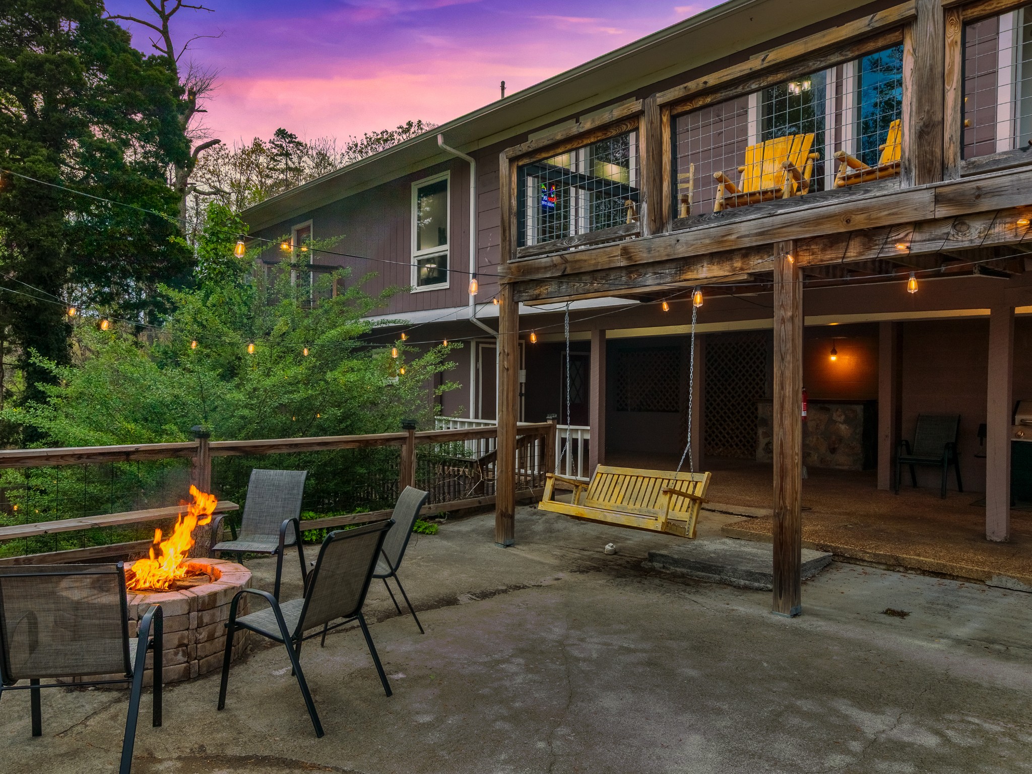 812 Starlight Lane Kodak, TN 37764 - Photo 45 of 60 a view of a chairs and table in patio of the house