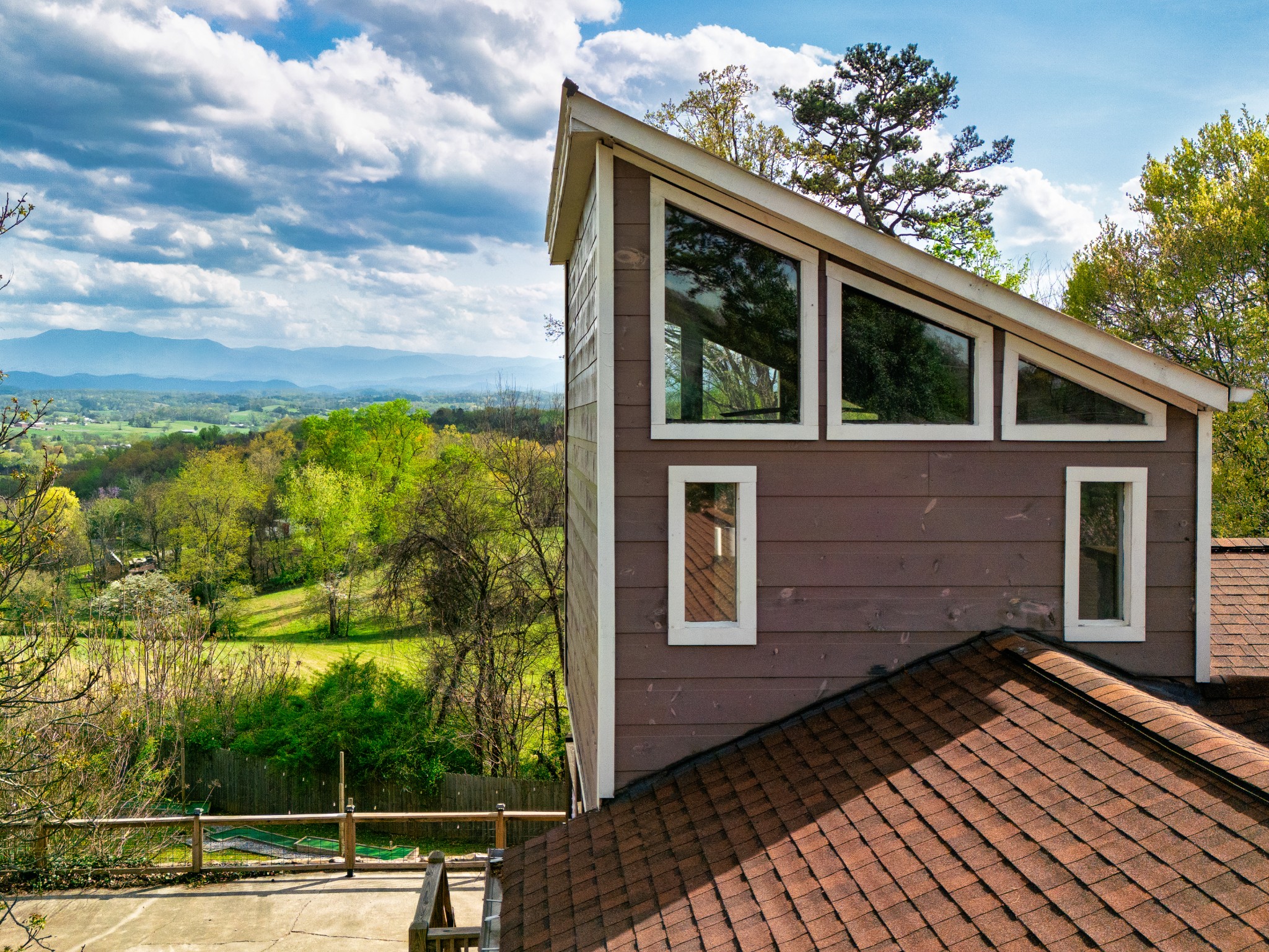 812 Starlight Lane Kodak, TN 37764 - Photo 55 of 60 a view of a house with a backyard