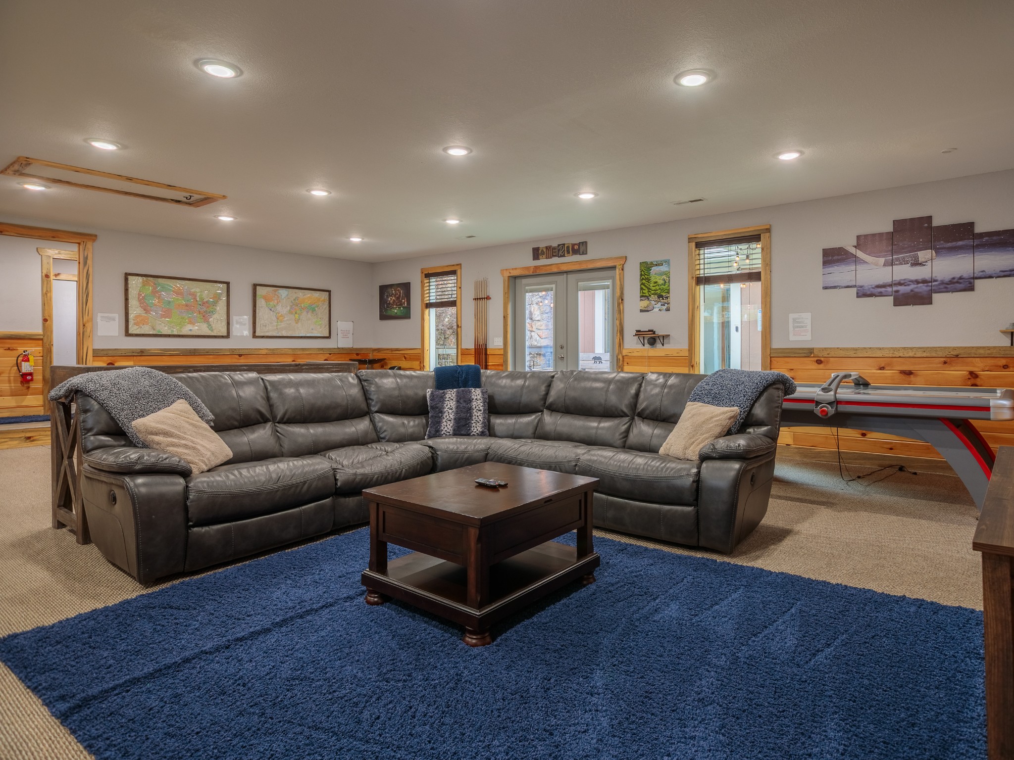 812 Starlight Lane Kodak, TN 37764 - Photo 6 of 60 a living room with furniture and a couch