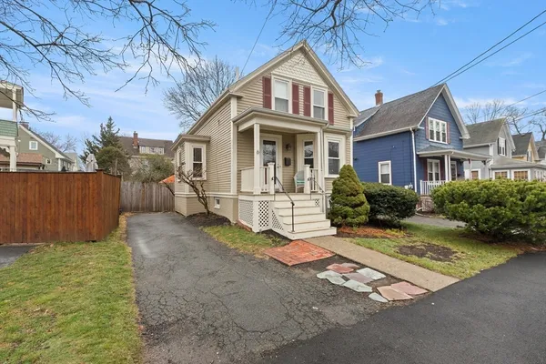 $689,000 | 6 Elmwood Road, Swampscott, MA 01907