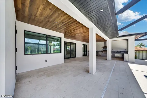 $669,000 | 3914 Southeast 20th Avenue, Cape Coral, FL 33904