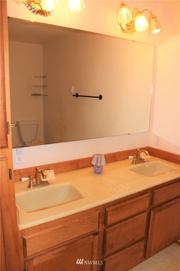 17927 Empire Street Southwest Rochester, WA 98579 - Photo 25 of 40