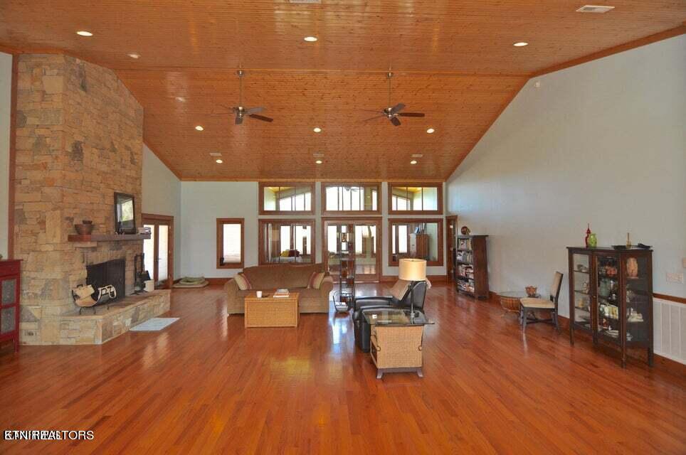 725 Dry Valley Road Townsend, TN 37882 - Photo 15 of 55 15