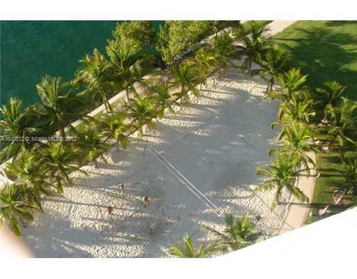 1500 Bay Road, Unit 1228S Miami Beach, FL 33139 - Photo 14 of 18 Exterior Front