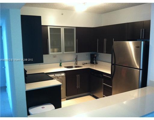 1500 Bay Road, Unit 1228S Miami Beach, FL 33139 - Photo 3 of 18 Exterior Front