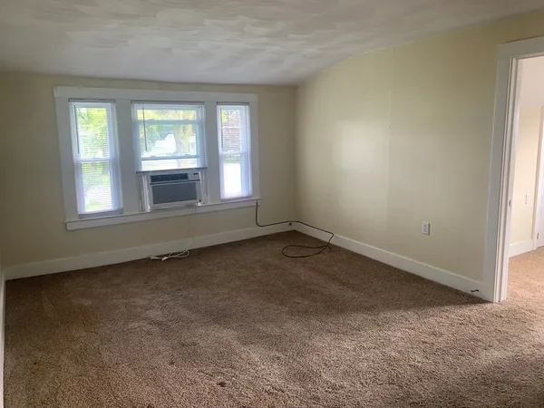 $900 | 800 Broadway Street, Southport, NY 14904