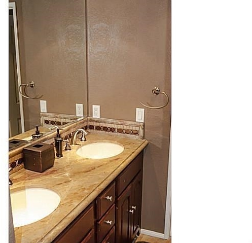 9402 Roseglen Place Spring Valley, CA 91977 - Photo 8 of 11 Gallery Image 8