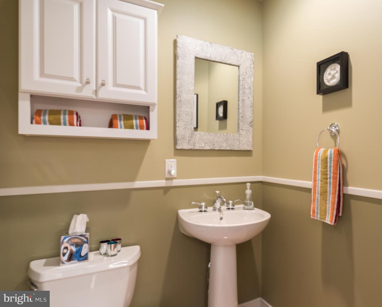 810 3rd Street Southeast Washington, DC 20003 - Photo 4 of 30 Bath