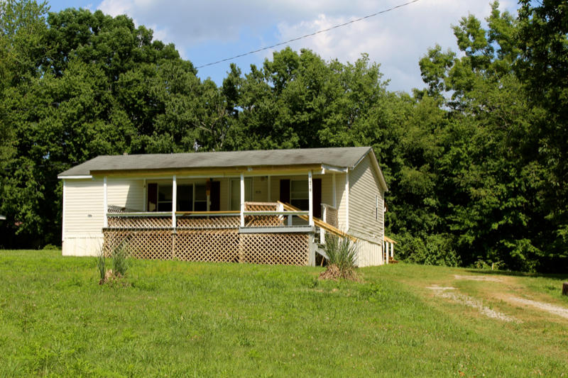 1476 Stephens Road Jamestown, TN 38556 - Photo 6 of 39 IMG_3343_800x533