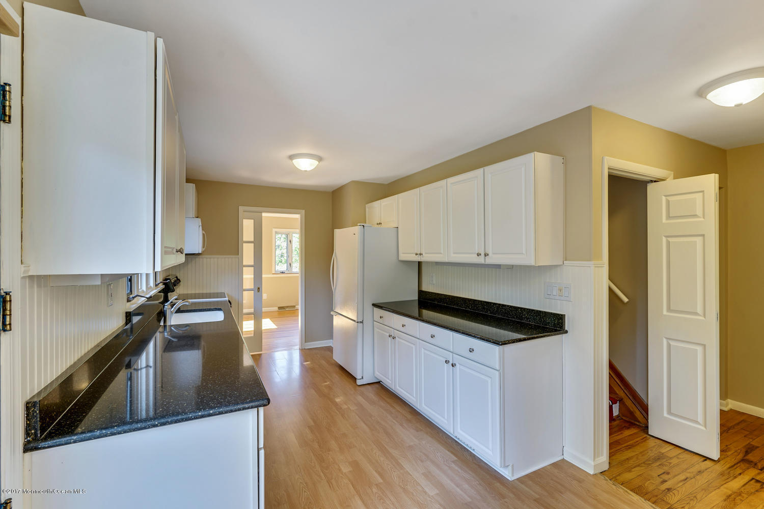 39 Kuzyk Road Cream Ridge, NJ 08514 - Photo 6 of 32 39 Kuzyk Rd Cream Ridge NJ-large-006-4-d