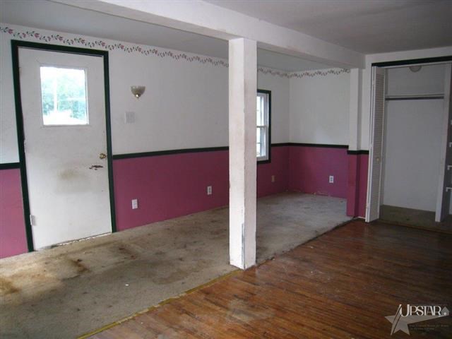 2112 Maples Road Fort Wayne, IN 46816 - Photo 7 of 10