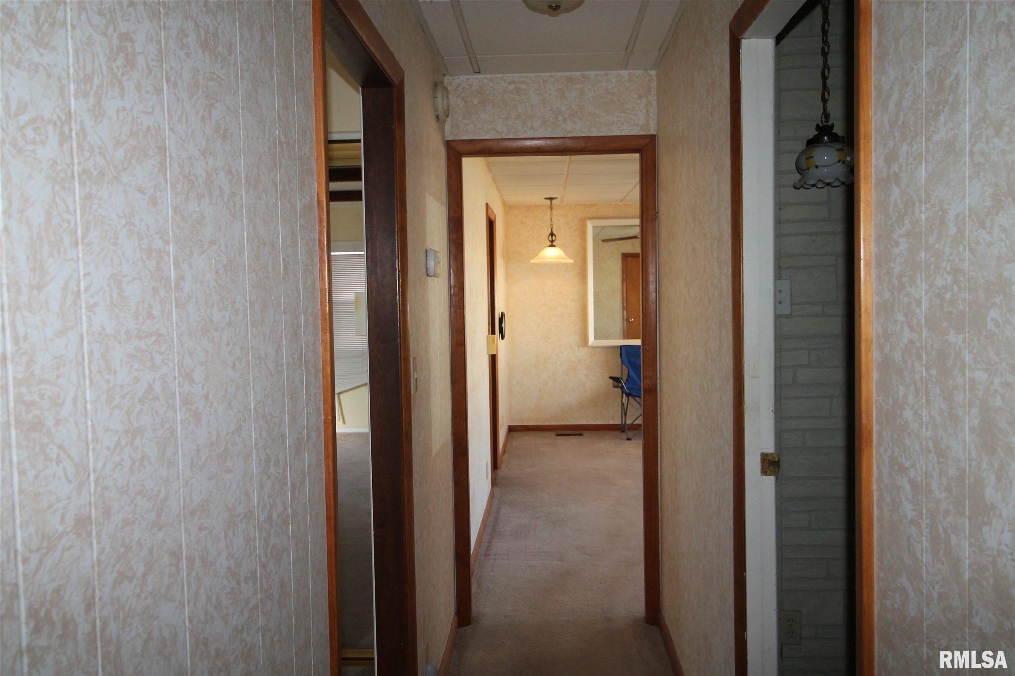 2324 Huntington Road Springfield, IL 62703 - Photo 23 of 43 Gallery Image 23