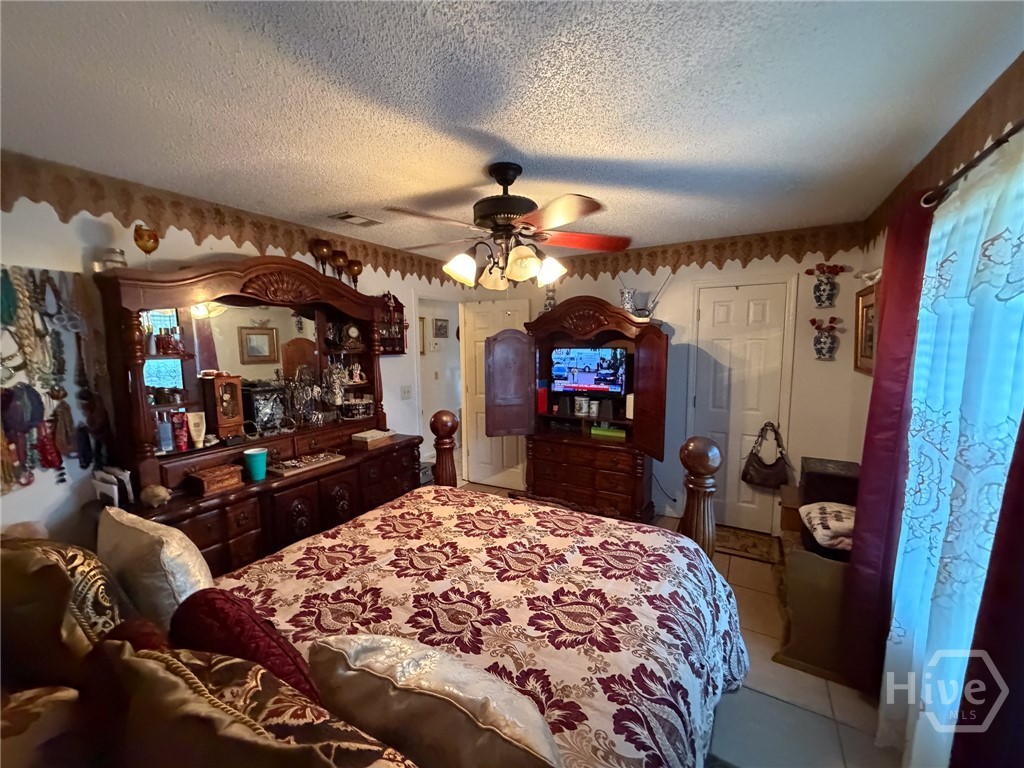 311 Sabreena Circle Hinesville, GA 31313 - Photo 11 of 17