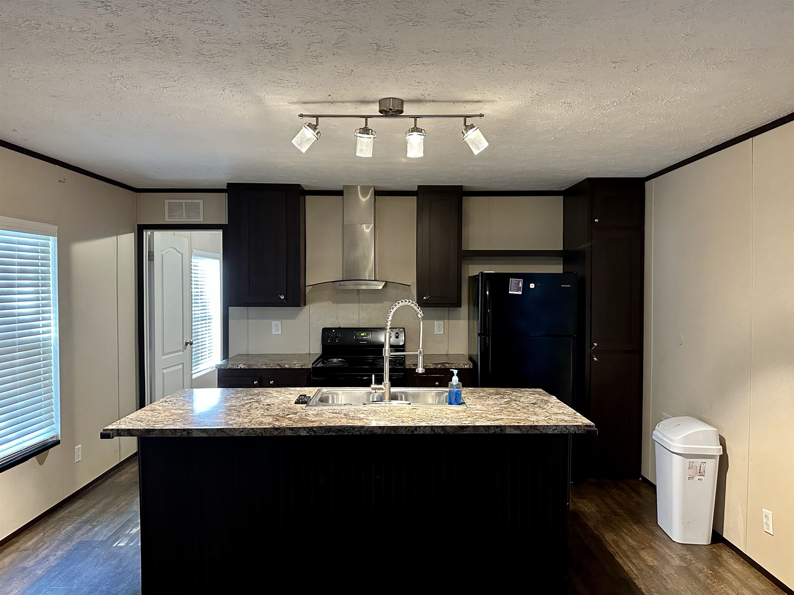 285 Elm Pinetta, FL 32350 - Photo 11 of 16