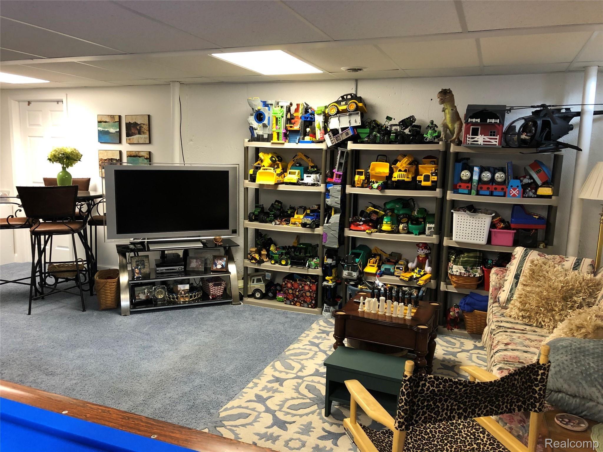 16521 Rosa Lane Southgate, MI 48195 - Photo 58 of 72 76F03FF9-C59E-4F00-9590-D8A80DD03556.jpeg