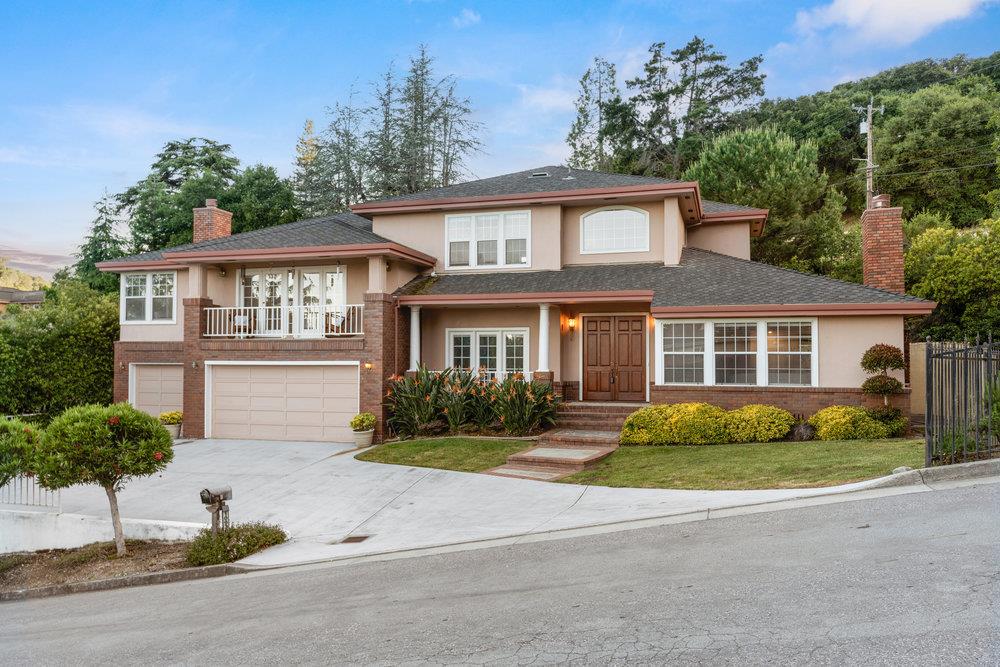 10930 Miramonte Road Cupertino, CA 95014 - Photo 49 of 50 front view of a house