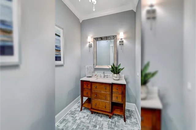 $1,999,000 | 5136 Grand Avenue, Western Springs, IL 60558