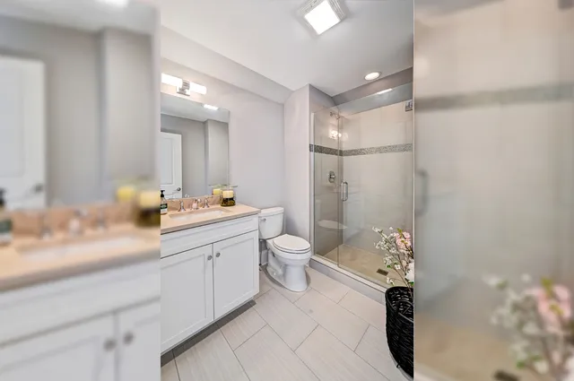 $1,999,000 | 5136 Grand Avenue, Western Springs, IL 60558