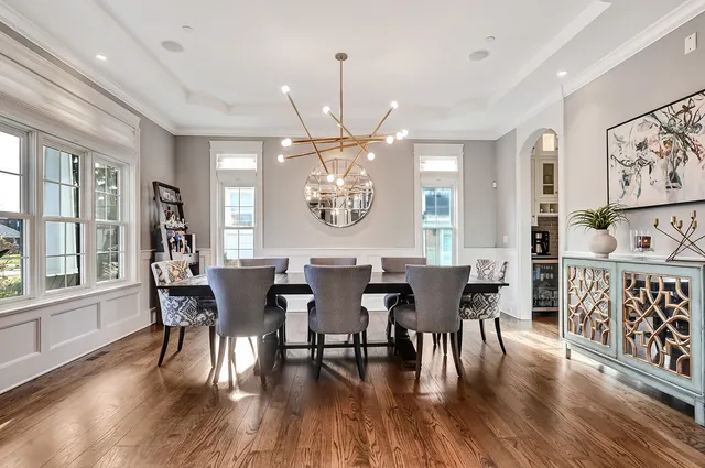 $1,999,000 | 5136 Grand Avenue, Western Springs, IL 60558