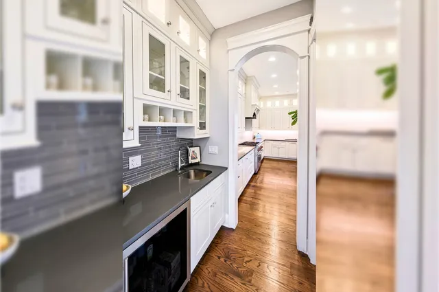 $1,999,000 | 5136 Grand Avenue, Western Springs, IL 60558