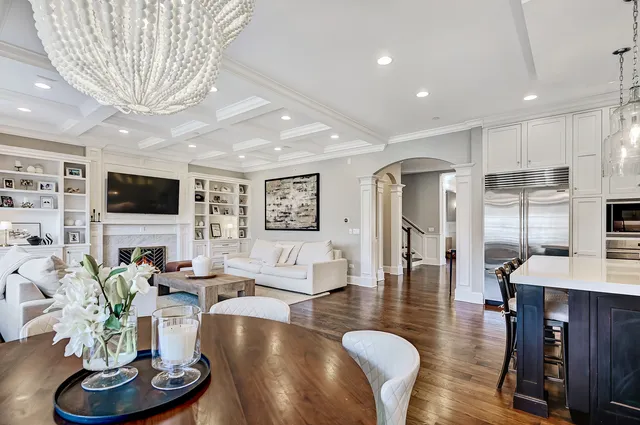 $1,999,000 | 5136 Grand Avenue, Western Springs, IL 60558