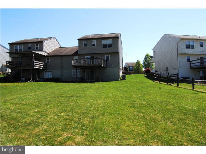 263 North View Road Fleetwood, PA 19522 - Photo 8 of 11 Gallery Image 8