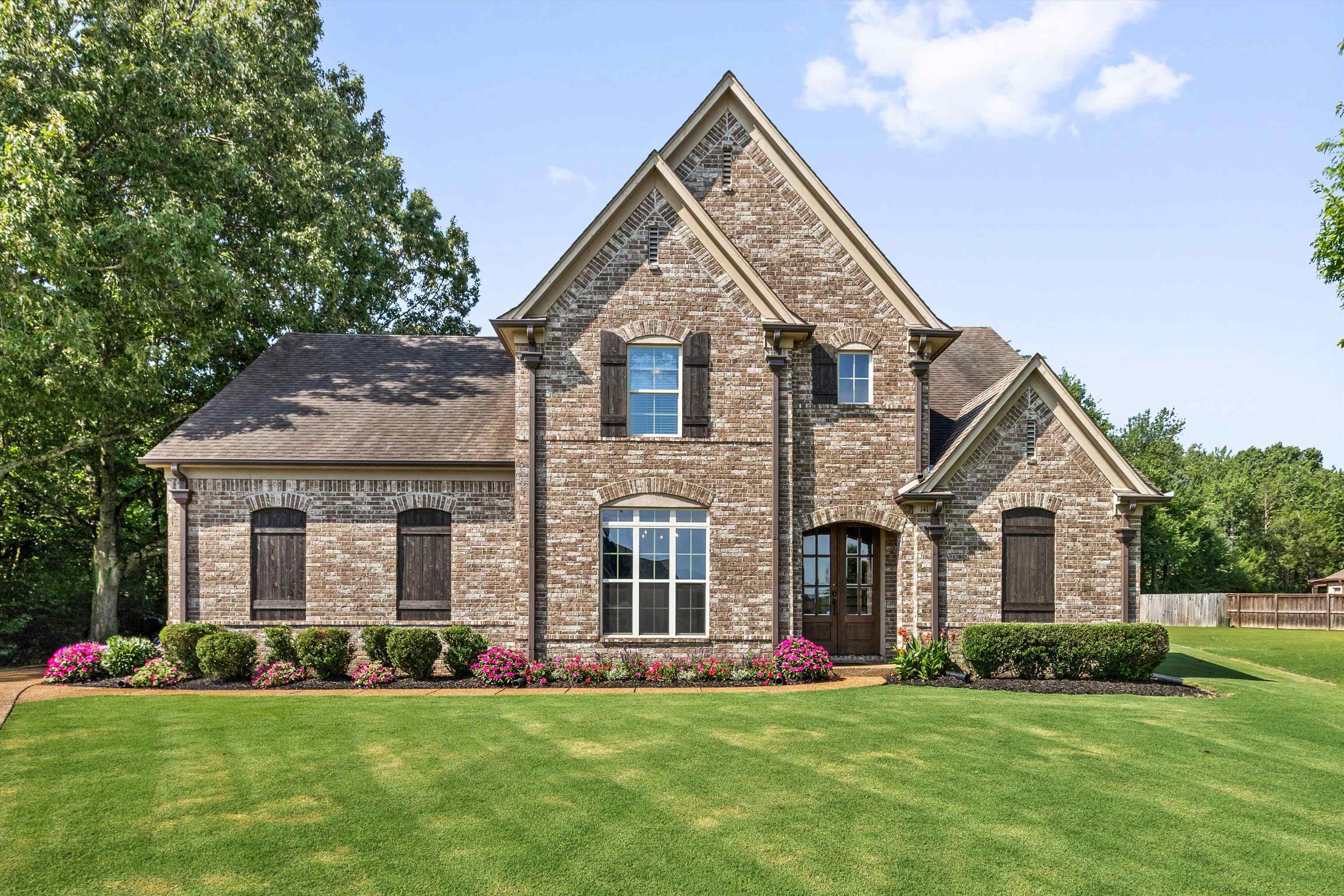 141 Lower Fields Lane Collierville, TN 38017 - Photo 1 of 29