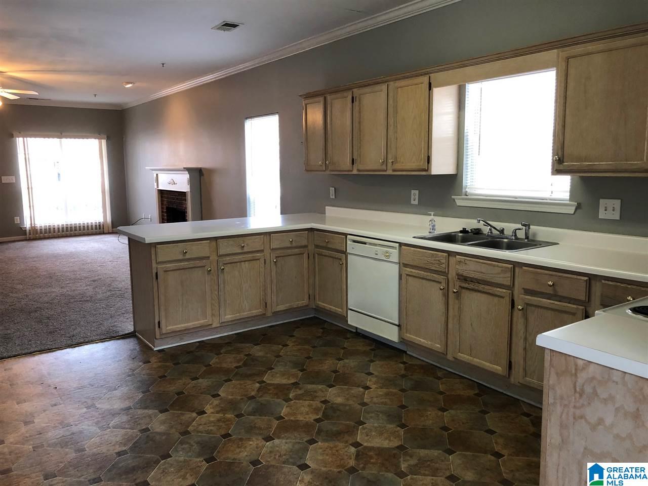 120 Timberleaf Circle Alabaster, AL 35007 - Photo 8 of 22