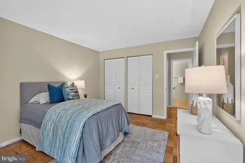 $495,000 | 5809 Edson Lane, Unit 103, North Bethesda, MD 20852