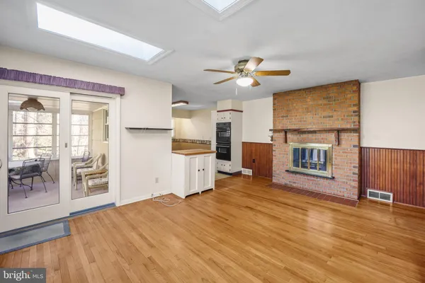 $610,000 | 105 Vernon Lane, Yardley, PA 19067
